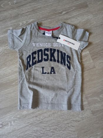 Tee shirt redskins 2 ans garçon.