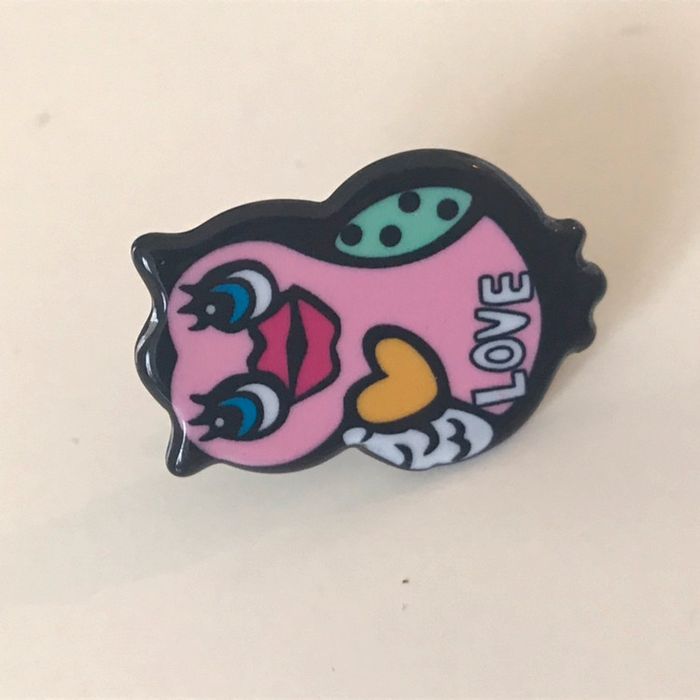 très beau pins broche - photo numéro 2