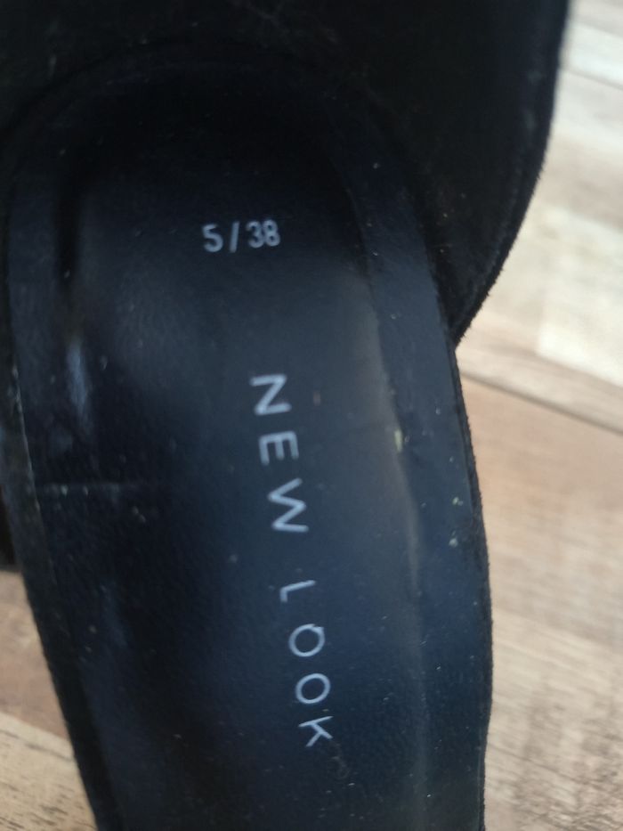Chaussures à talons noires - photo numéro 3
