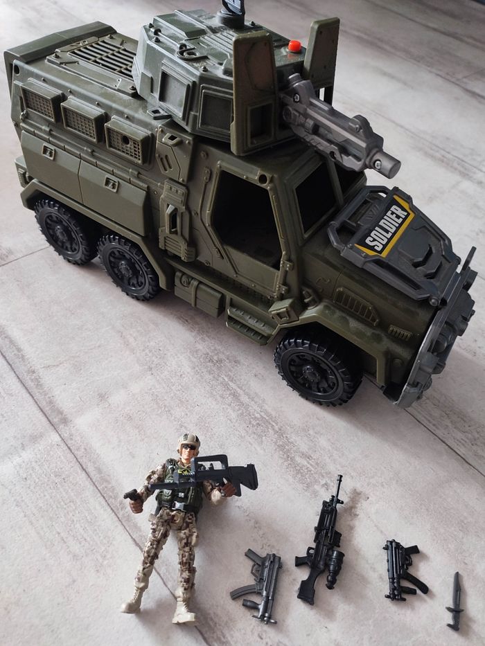 Camion militaire - photo numéro 4