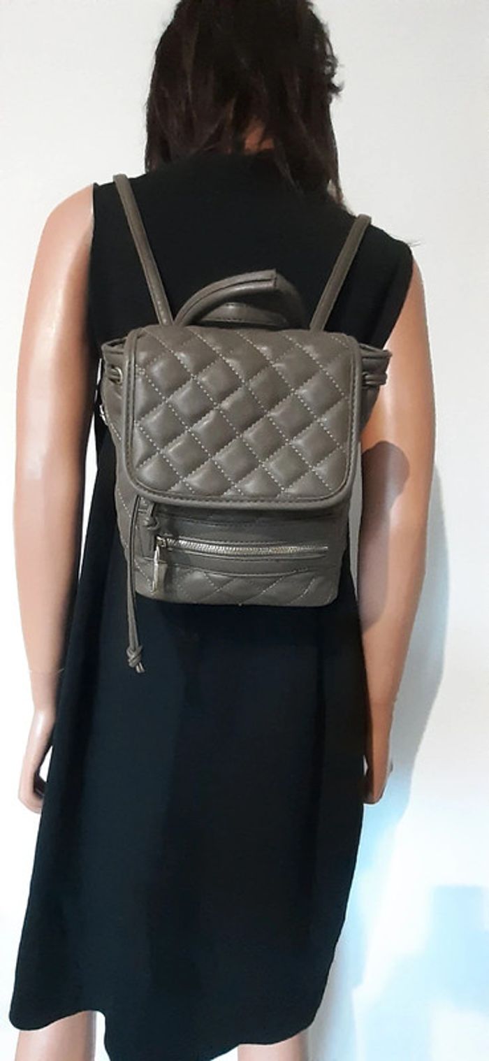 Sac à dos petit Marcel neuf - photo numéro 7