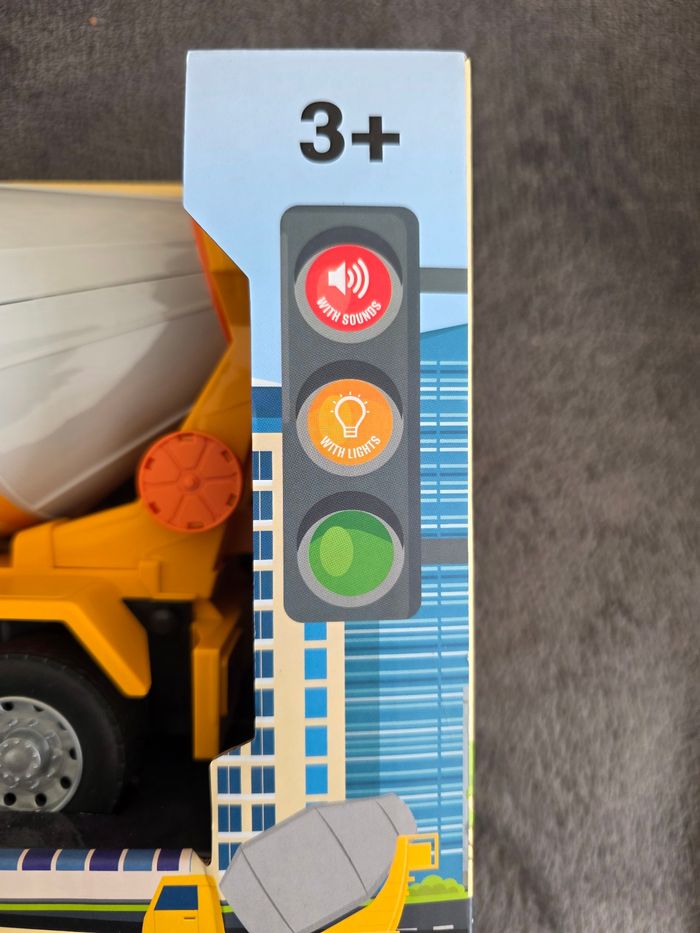 Camion de chantier  a friction  sonore et lumineux neuf - photo numéro 2