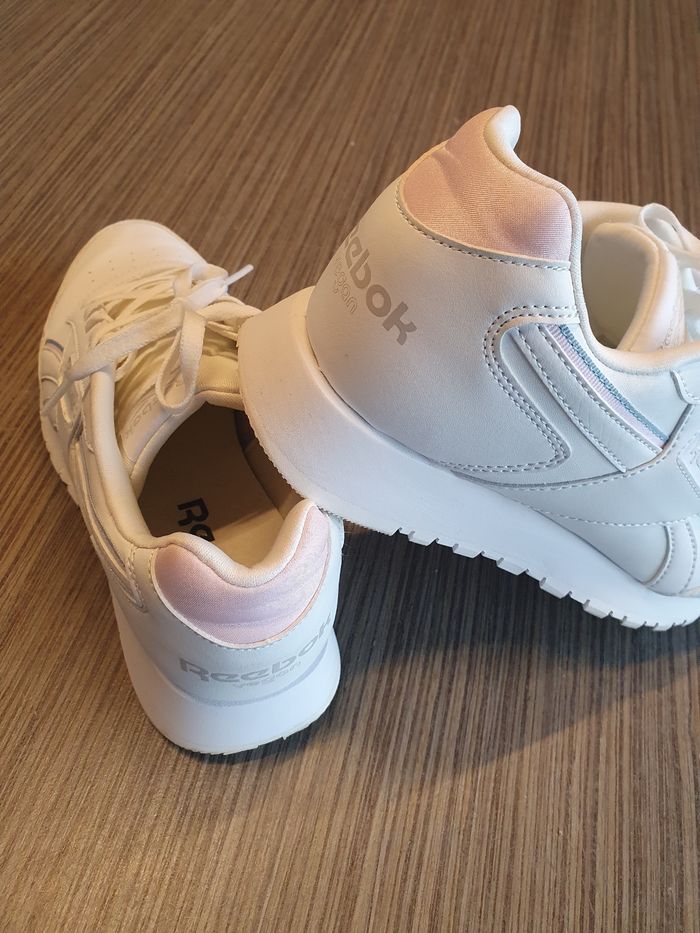 Superbe paire de baskets Reebok 🌸 - photo numéro 6
