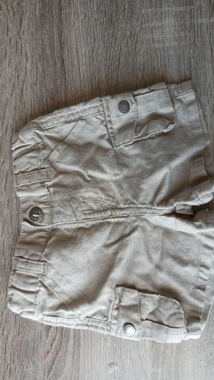 Shorts garçon 6 mois - photo numéro 2
