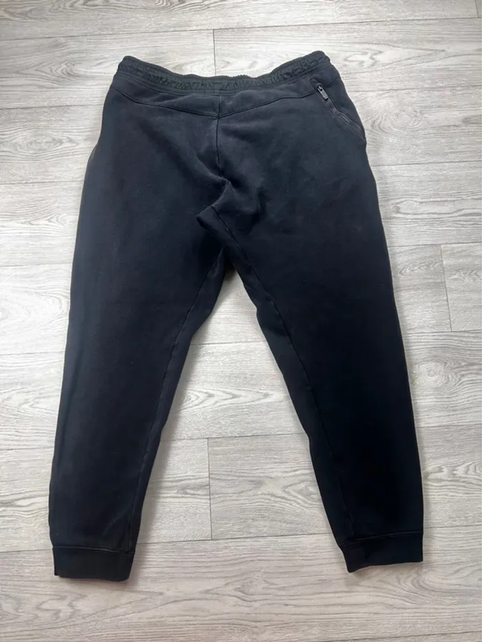 Jogging Nike noir logo brodé – Taille L - photo numéro 3