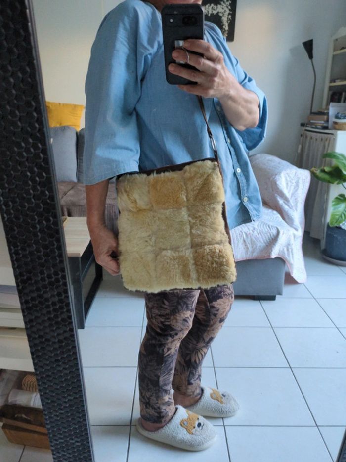 Sac bandoulière en peau de mouton - photo numéro 3