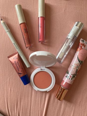 Lot maquillage lèvres teint