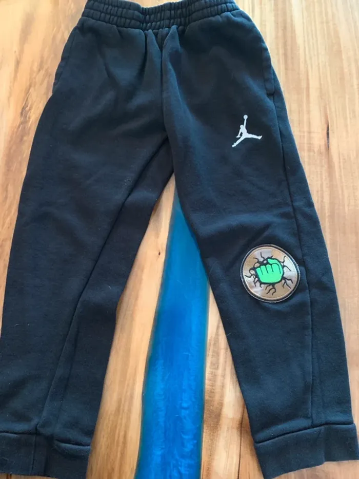 Ensemble Jordan taille 6/7 ans - photo numéro 2