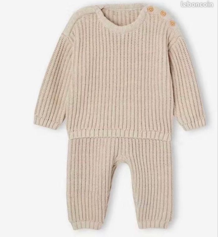 Lots de vêtements 1 mois - photo numéro 5