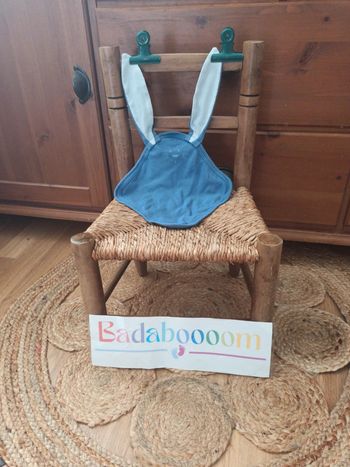 Doudou lapin bleu tbe petit bateau