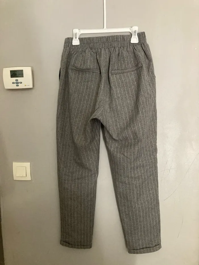 Pantalon gris rayé femme Orcelly – coupe chic – taille M - photo numéro 15