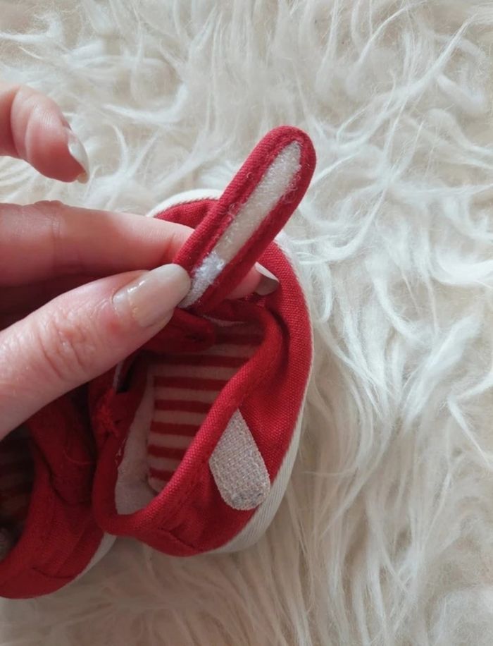 Lot petites chaussures et pantoufles souples bébé fille 0/12 mois BE 👶 - photo numéro 4