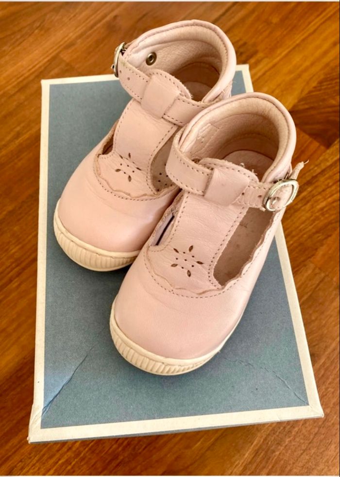 Chaussure Jacadi taille 20 - photo numéro 5