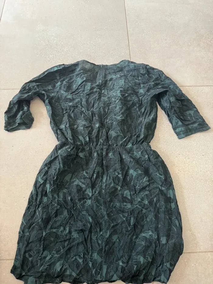Robe verte et noire Sessun, taille XS, très bon état - photo numéro 5