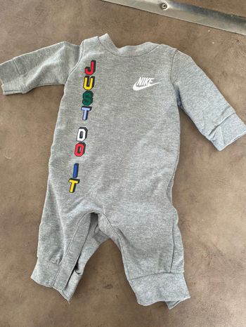 Combinaison Nike