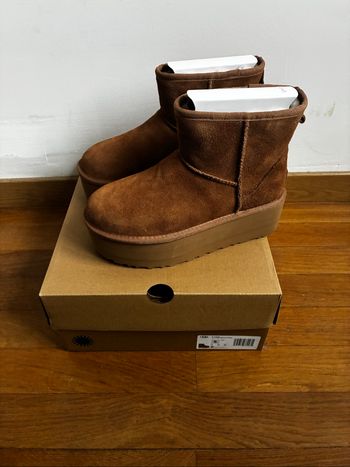 UGG Classic Ultra Mini Platform
