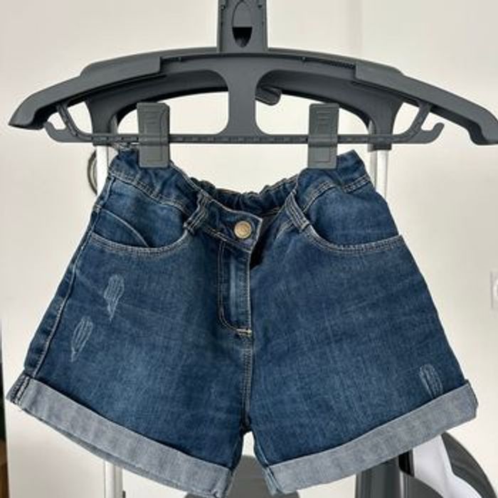 Short 10 ans tape à l’œil