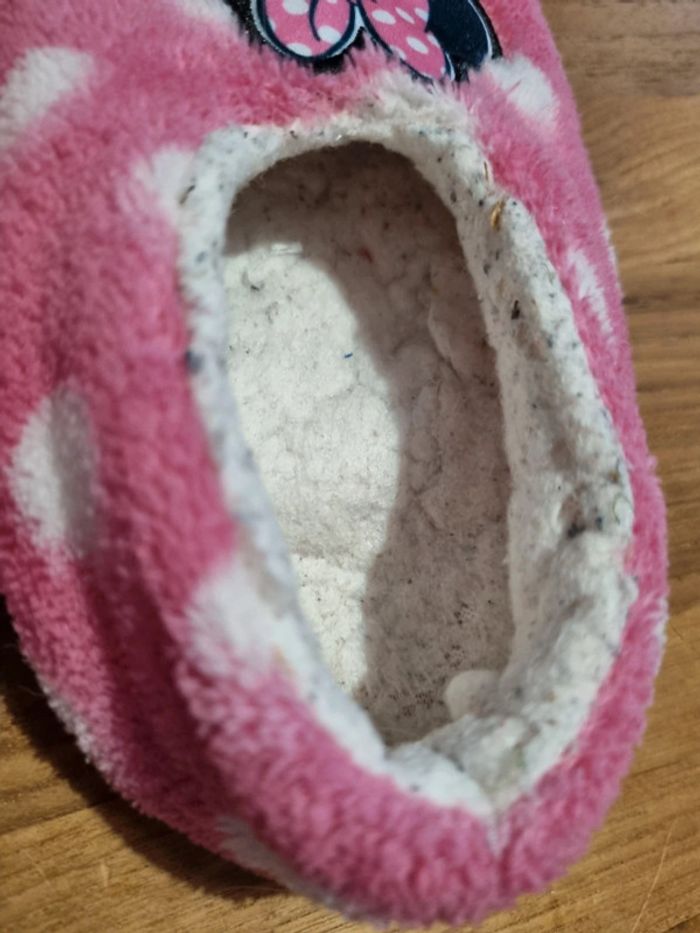 Chaussons Minnie taille 24 - photo numéro 5