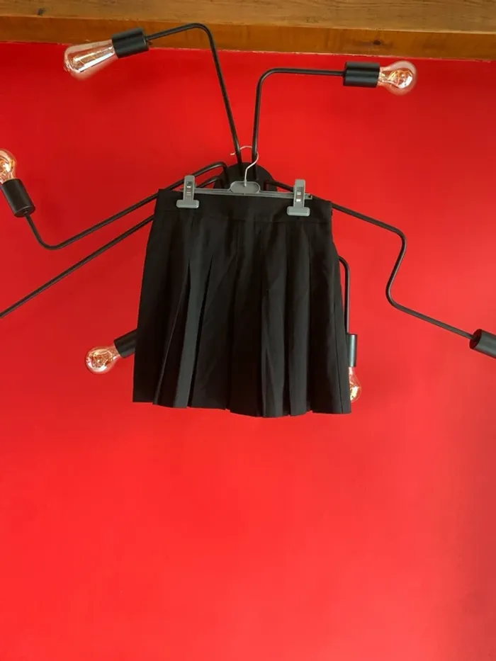 Jupe plissée Stradivarius