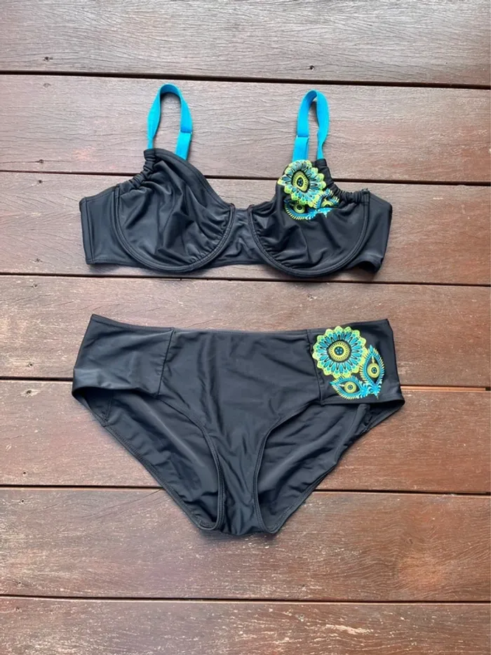 Maillot de bain 2 pièces - photo numéro 2
