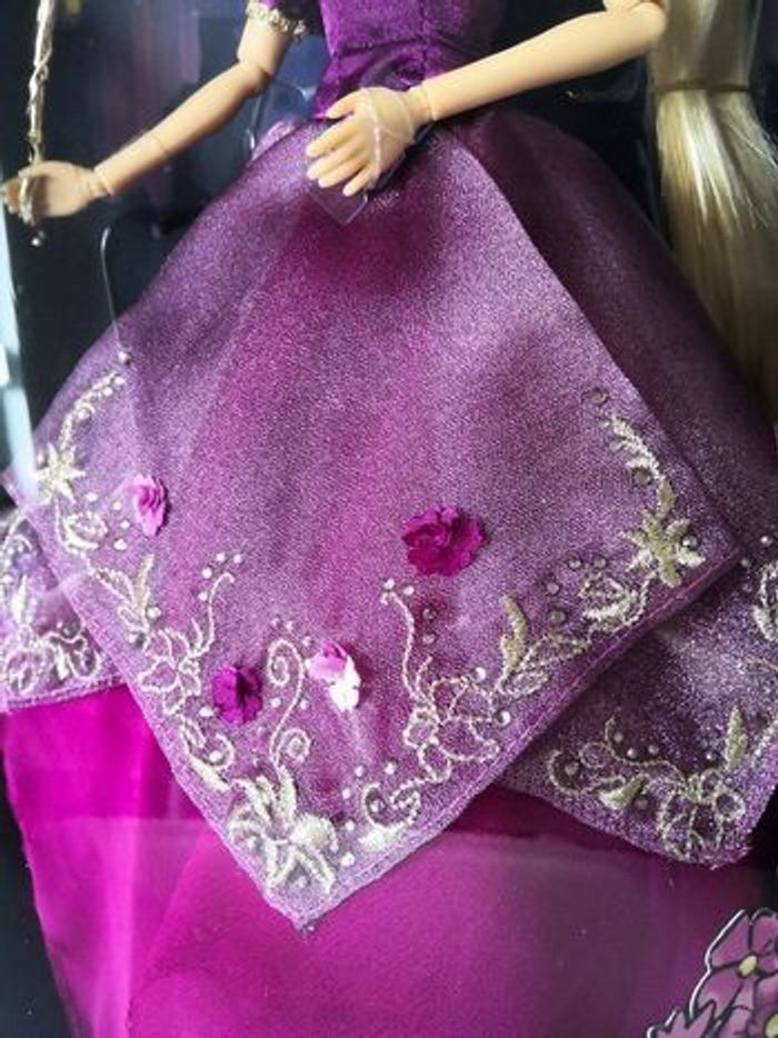 Poupée édition limitée Raiponce designer midnight masquerade Disney NEUVE - photo numéro 5