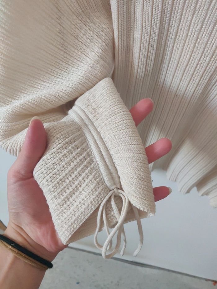 Haut court manches amples beige basic MNG taille M - photo numéro 4
