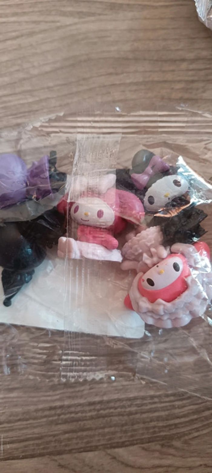 Lot de figurines kuromi