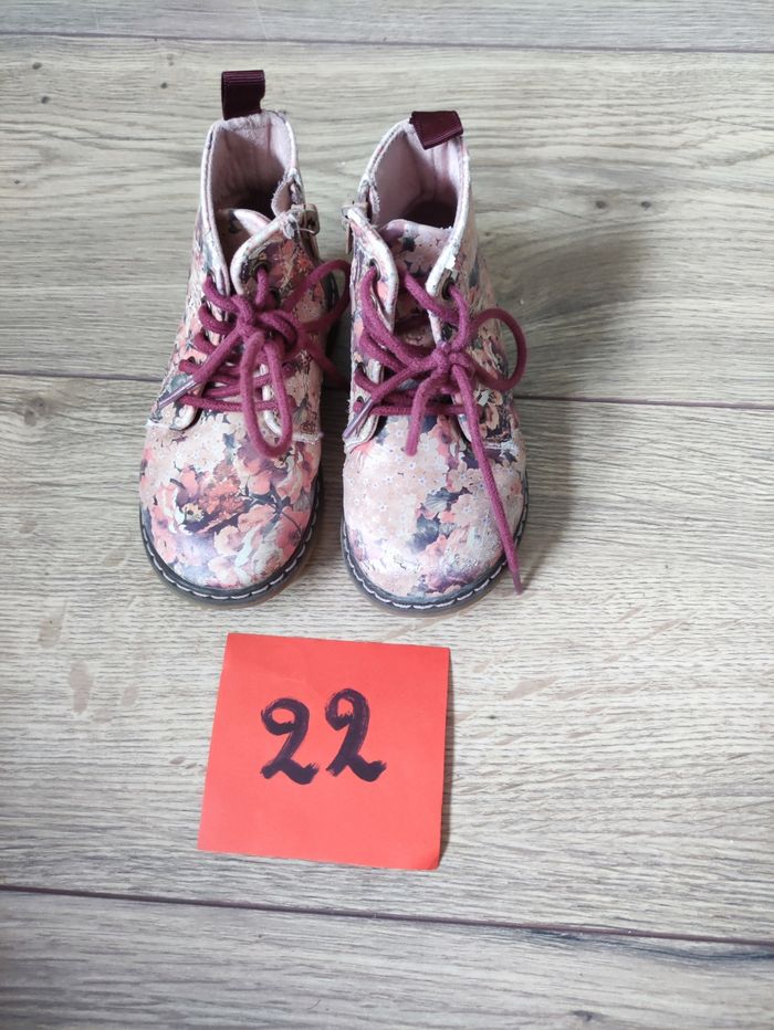 Lot de 2 paires de très jolies bottines Zara pointure 22 - photo numéro 5