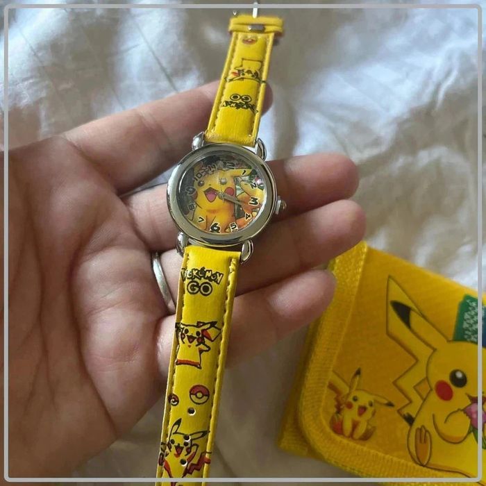 Montre + porte monnaie pikatchu - photo numéro 2
