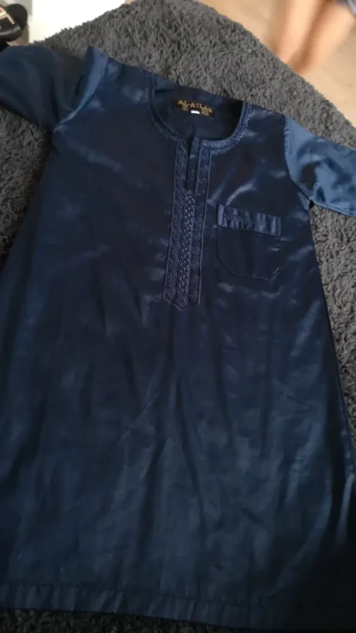 Abaya 24 mois bleu marine comme neuf - photo numéro 2