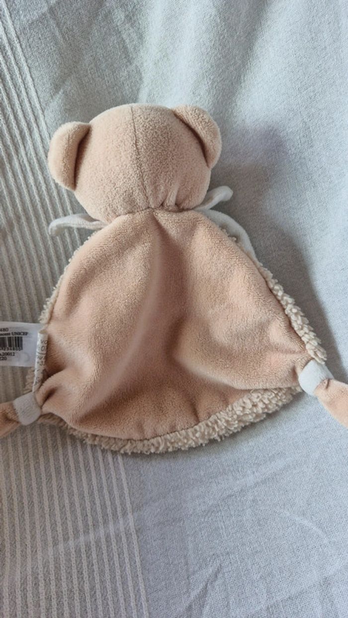 Doudou plat unicef beige et blanc - photo numéro 6