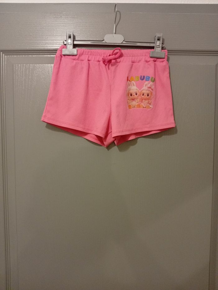 Short labubu taille 14 ans