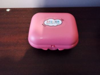 Boîte à bêtises Tupperware