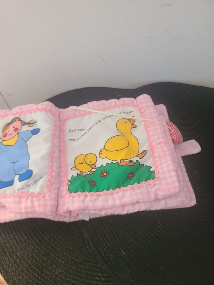 Bienvenue ! - Un livre de naissance rose Anne Mussenrock, Peggy Pâquerette 44 - photo numéro 3