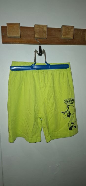 Short looney toones 8 ans 