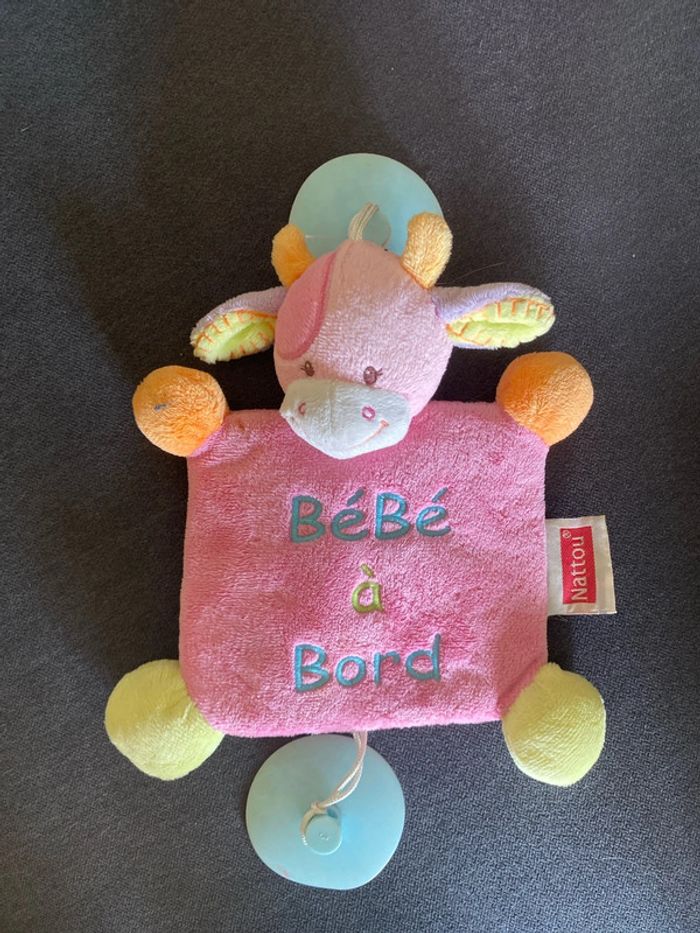 Bébé a bord nattou
