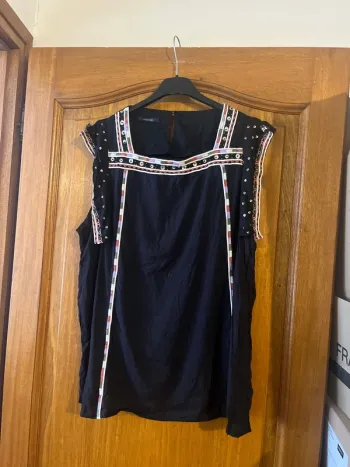Tunique noire, limited ’édition