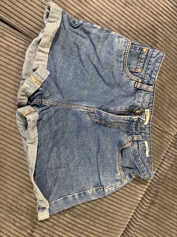 Short en jean bizzbee 