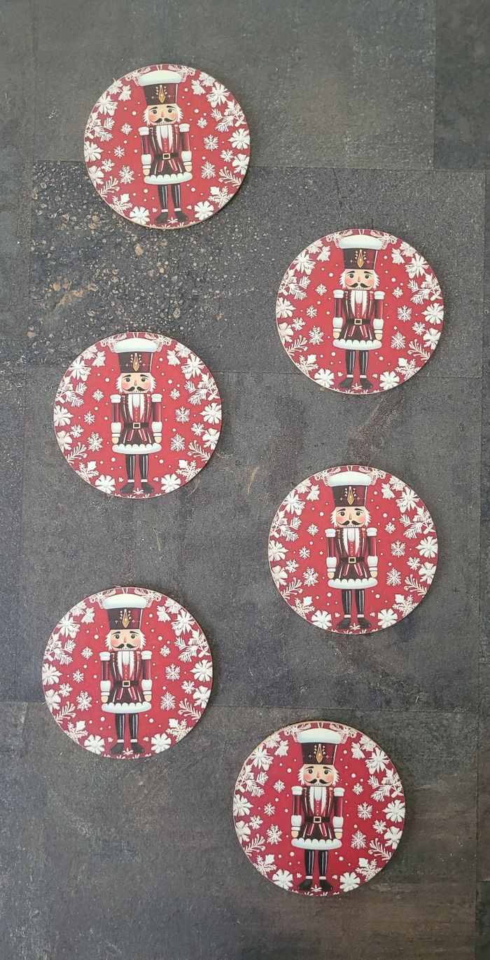 Lot de 6 sous verres de Noël en bois