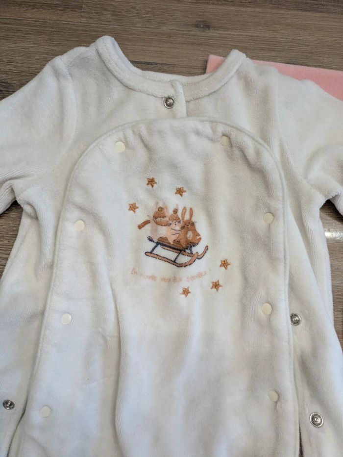 2 pyjamas hiver 6 mois - photo numéro 3