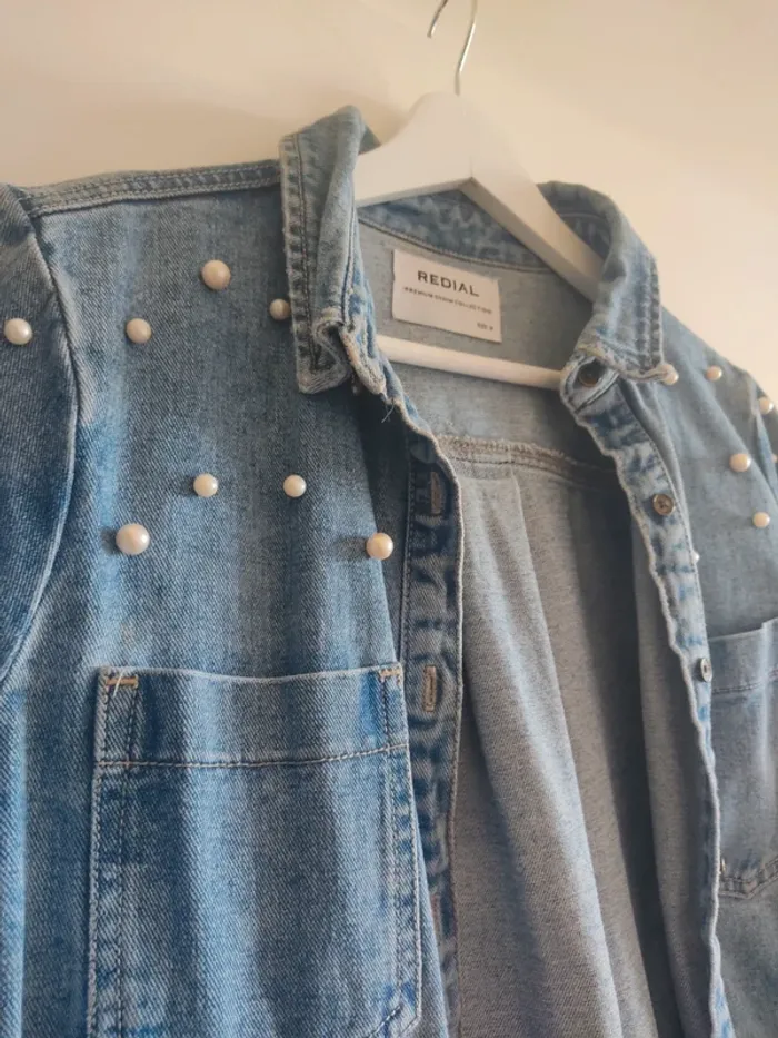 Longue veste jean femme perles style destroy vintage Redial M très bon état - photo numéro 3