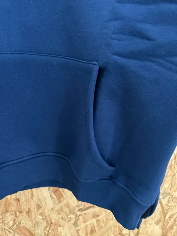 Pull sweat à capuche - photo numéro 7