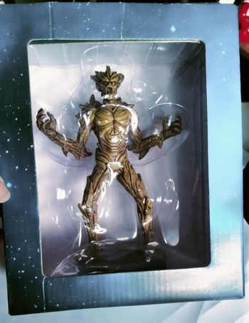 Grande figurine groot