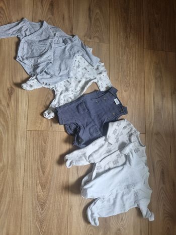 Lot de vêtements naissance 0 mois