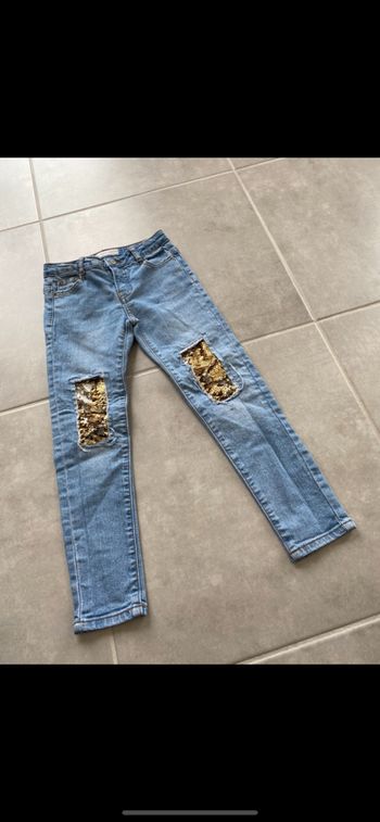 Jean girlfriend avec sequins réversibles 6 ans