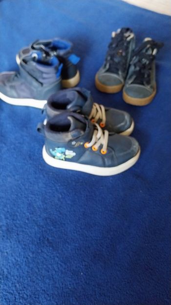 4 paires de chaussures garçon en 26
