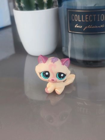 Littlest Pet Shop #1919 beige mauve kitten tabby cat