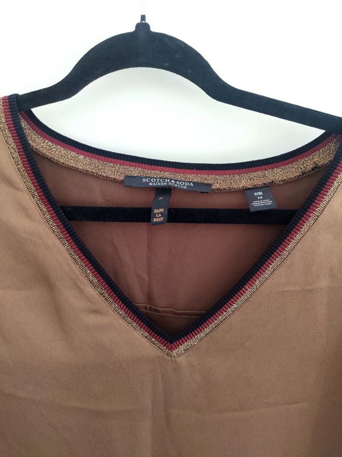 Belle robe marron satinée avec liseret coloré manches et col Scotch & Soda 38 parfait état - photo numéro 2