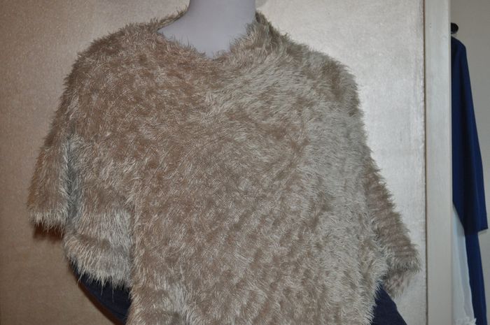 Poncho beige - photo numéro 6