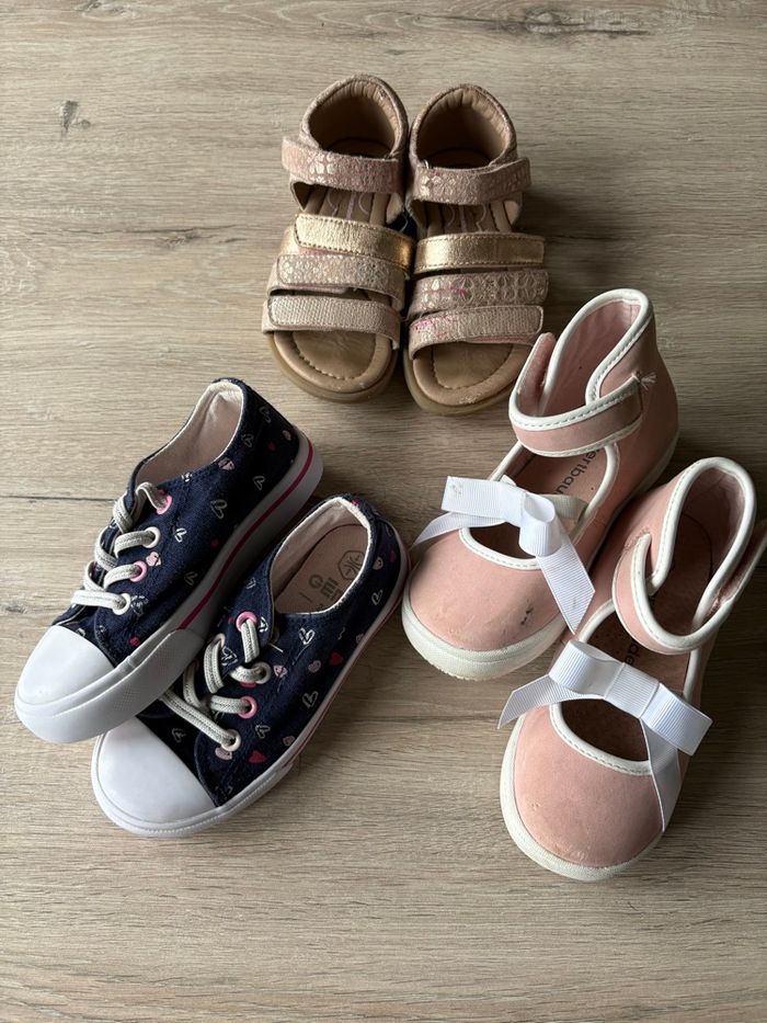 Lot de chaussures été